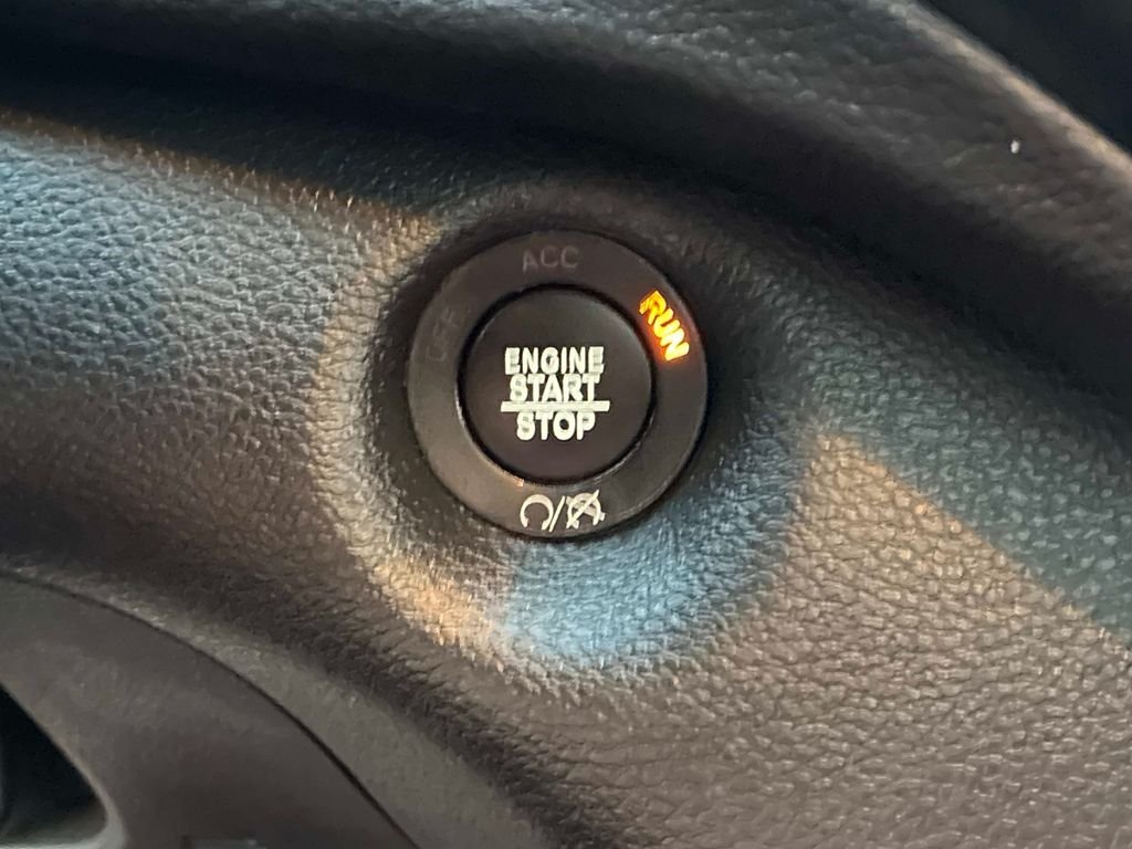 Used 2019 Gray Jeep Trailhawk image 27