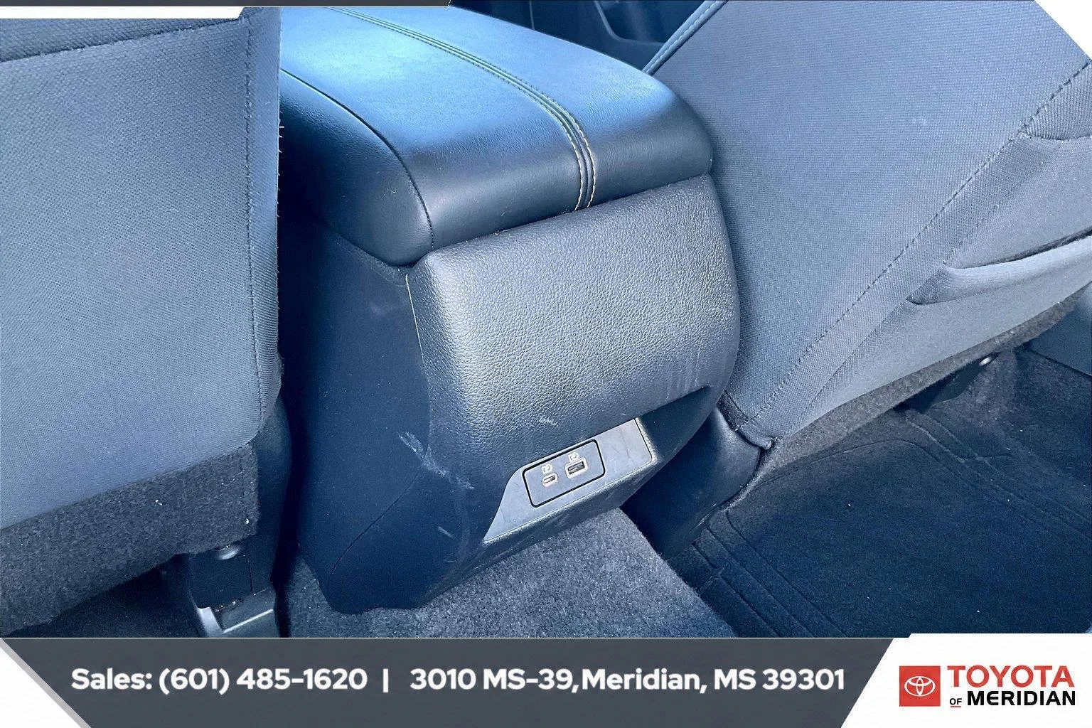 Used 2025 Gun Metallic Nissan SV image 24