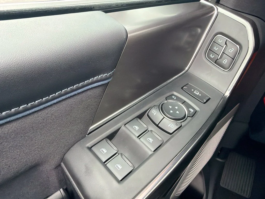 New 2027 Neptune Blue Ford F-450® Platinum image 31