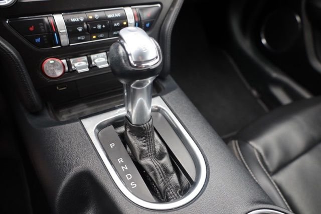 Used 2021 Oxford White Ford EcoBoost Premium image 6