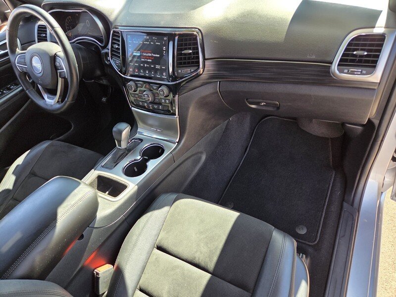 Used 2019 Billet Silver Metallic JEEP ALTITUDE 4X2 image 17