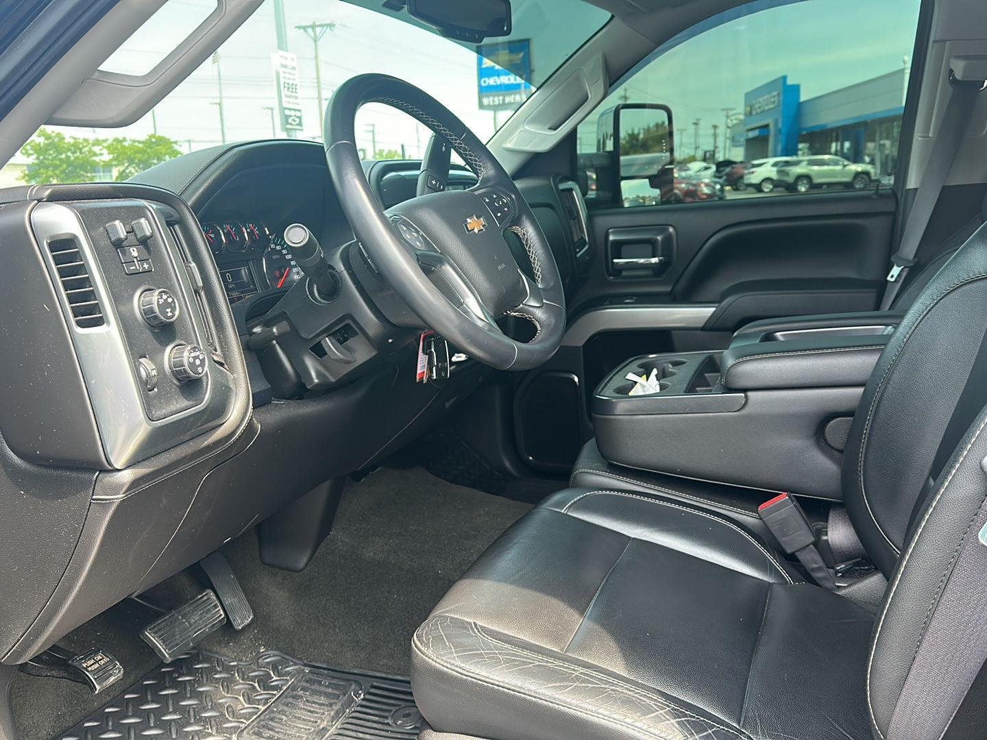Used 2015 Black Chevrolet LTZ image 7