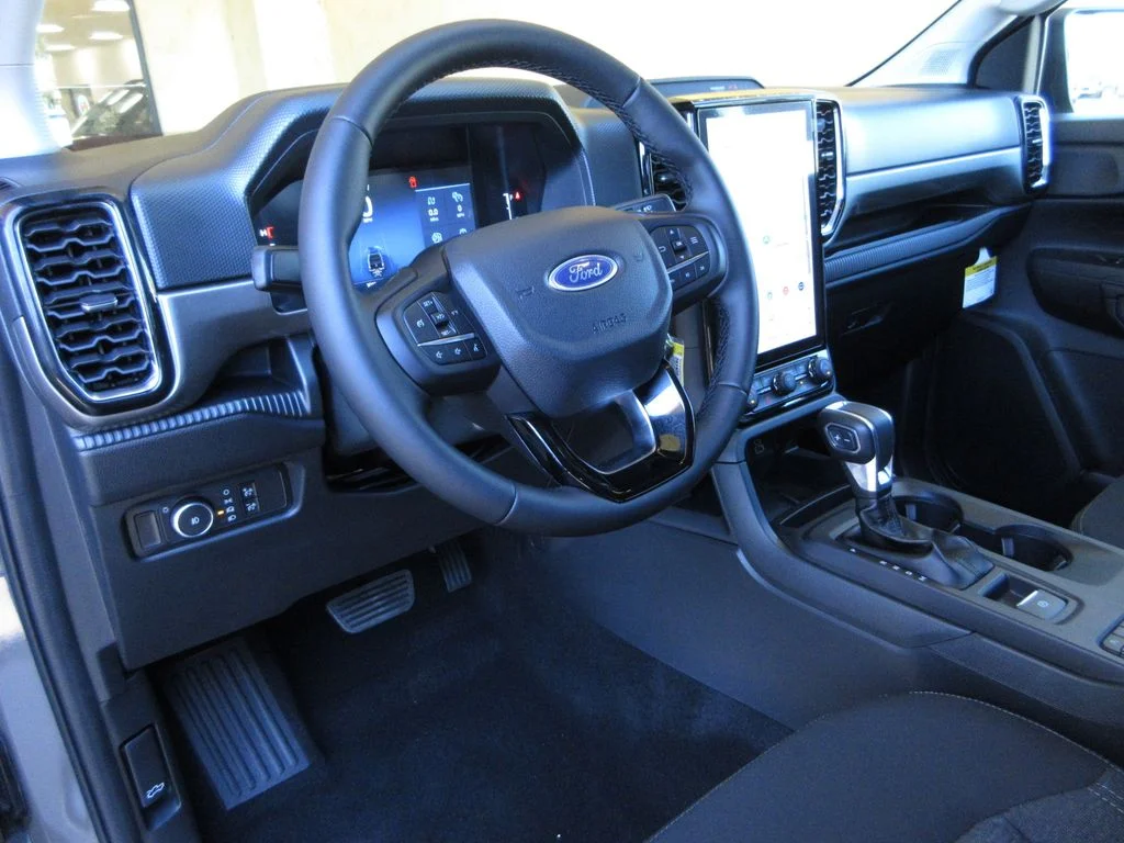 New 2026 Marsh Gray Ford XLT image 14