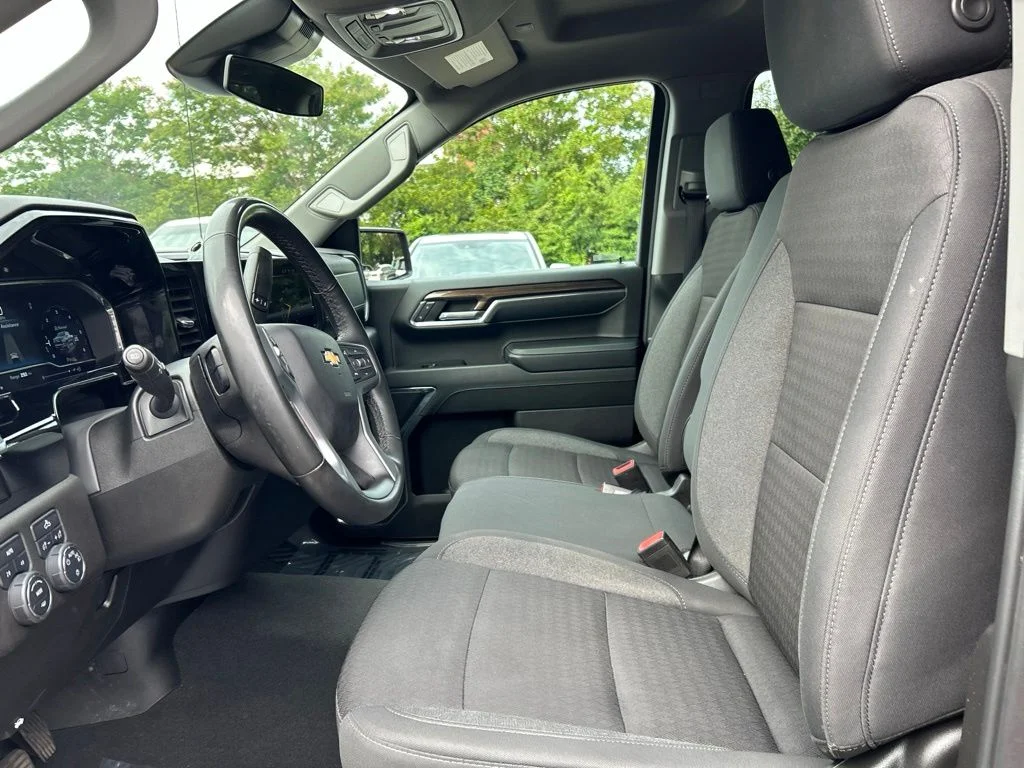 Used 2024 Red Chevrolet LT image 18