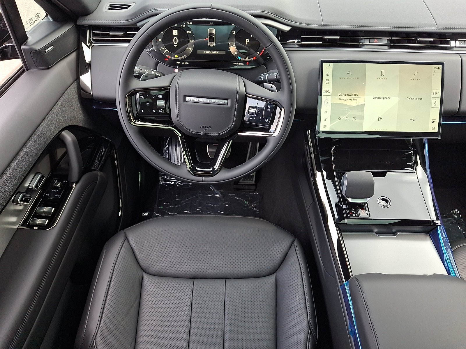 New 2026 Santorini Black Land Rover  image 11