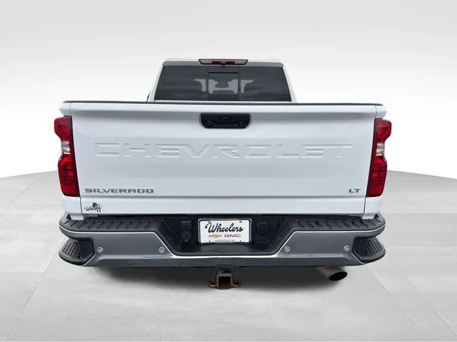 Used 2024 Summit White Chevrolet LT image 4