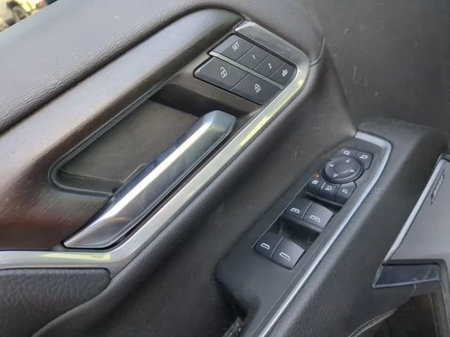 Used 2024 Onyx Black GMC Denali image 14