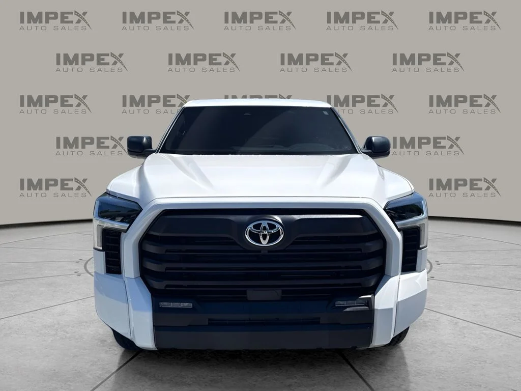Used 2025 White Toyota SR5 image 8