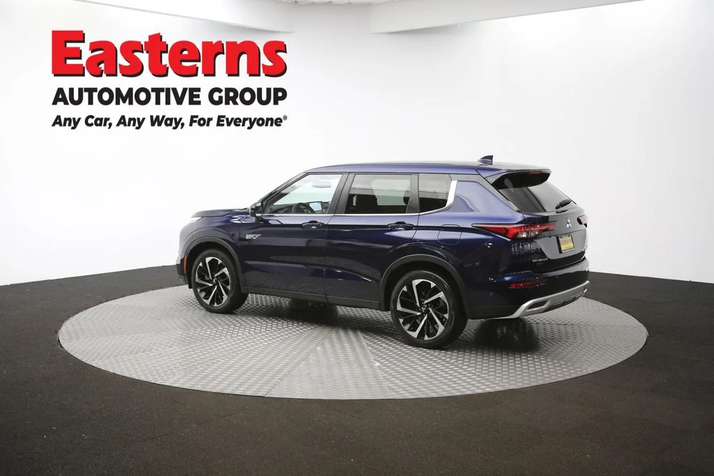 Used 2023 Blue Mitsubishi SE image 65