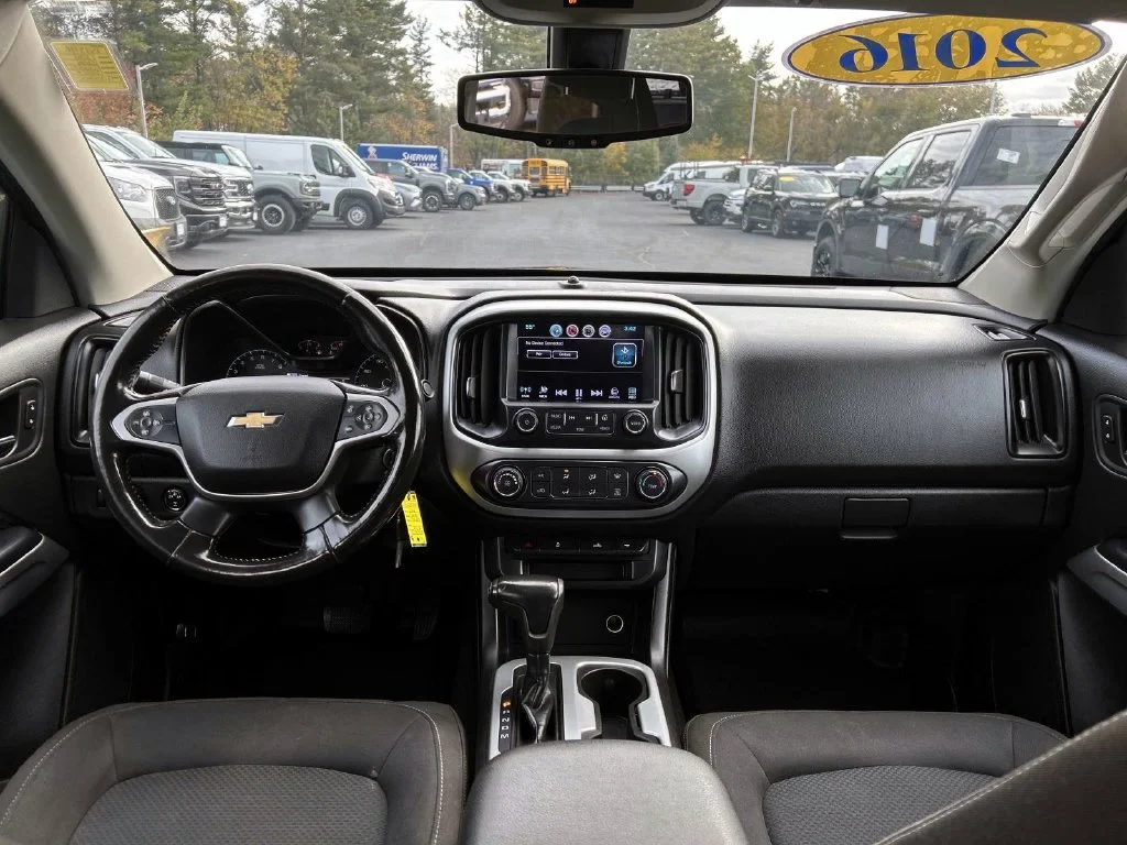 Used 2016 Black Chevrolet LT image 18