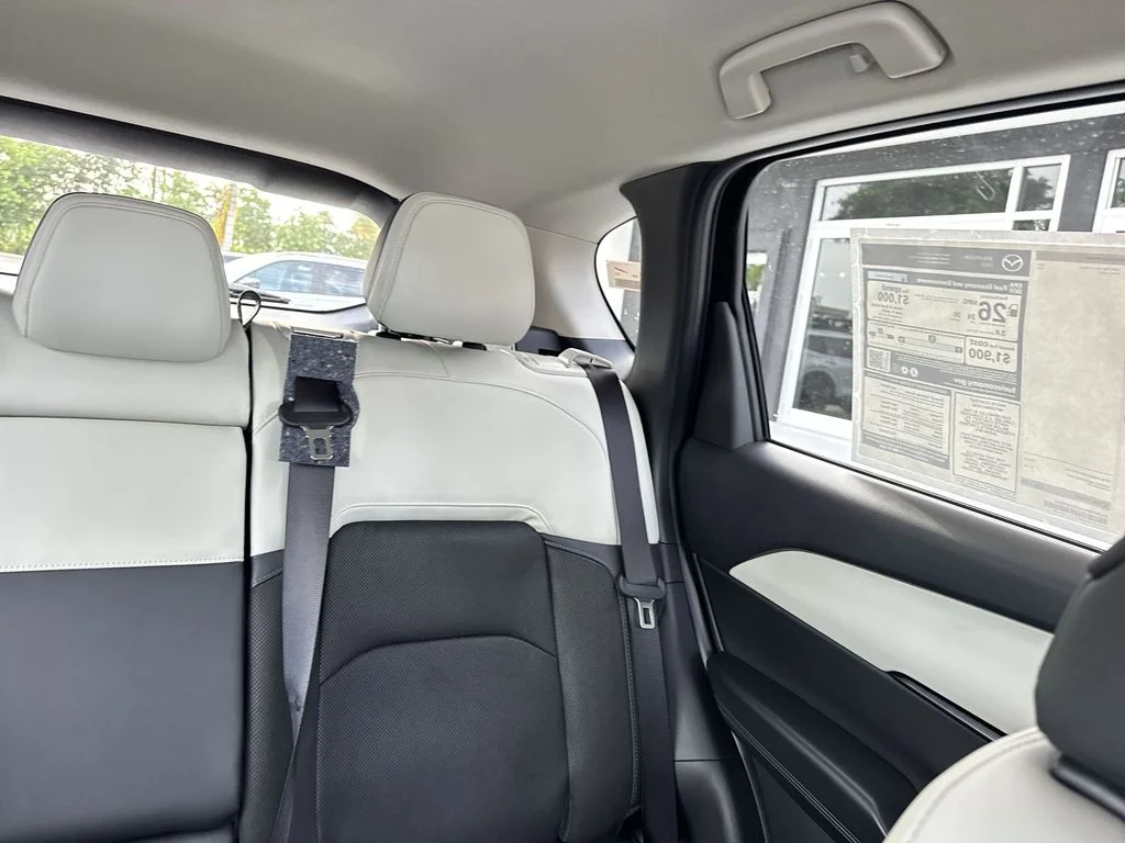 New 2026 Gray Metallic Mazda 2.5 S Select AWD image 19
