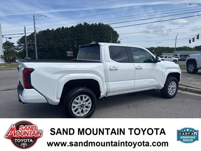 Used 2026 White Toyota SR5 image 3
