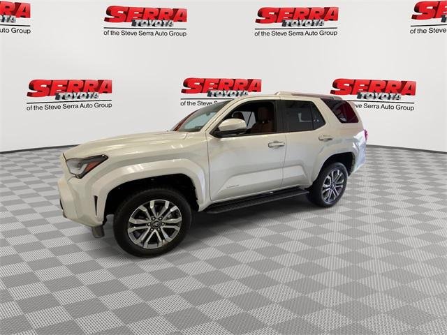 Certified Used 2025 WIND CHILL PEARL Toyota  image 5