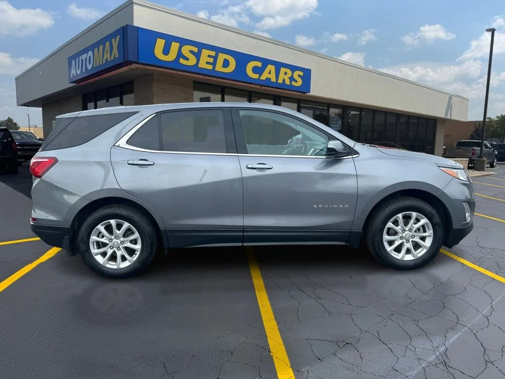 Used 2018 Chevrolet Equinox LT with VIN 3GNAXSEV8JL122035 for sale in Traverse City, MI