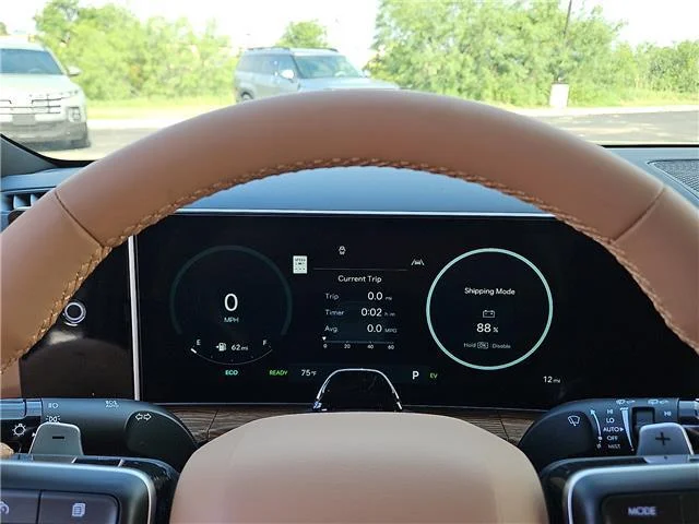 New 2026 Ecotronic Gray Hyundai Limited image 14