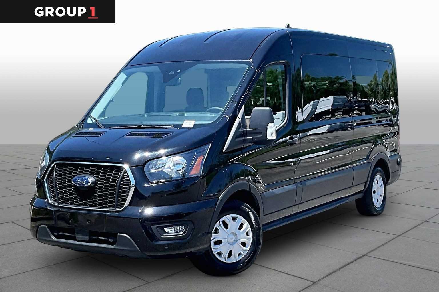 2024 Ford Transit 350 XLT Med Roof Sliding Pass. 148's photo