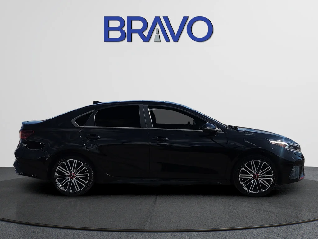 Used 2022 Gray Kia GT image 5