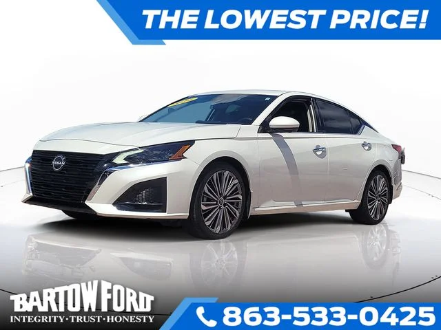 Used 2024 White Nissan 2.5 SL image 1