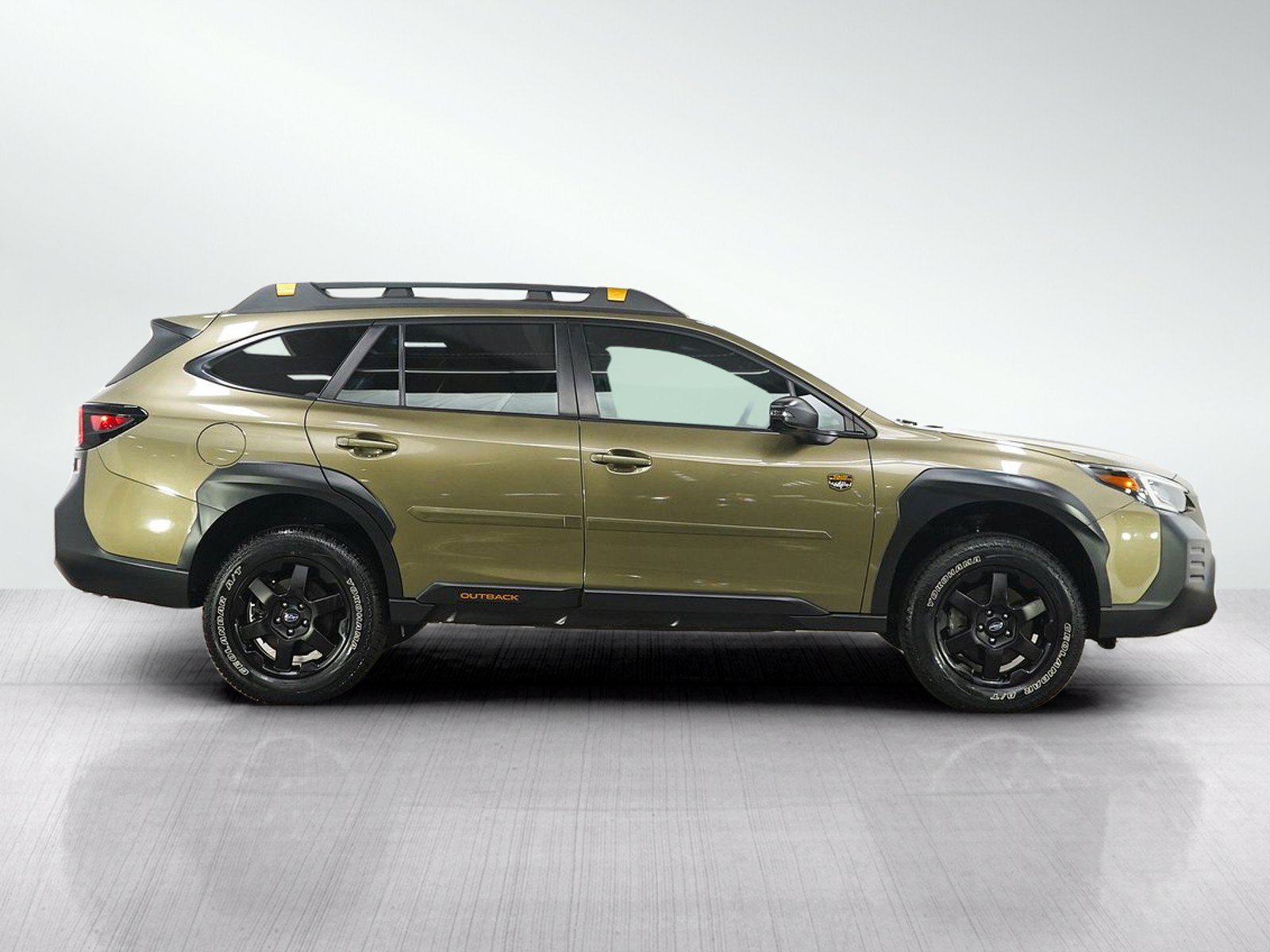 Used 2023 Autumn Green Metallic Subaru Wilderness image 6