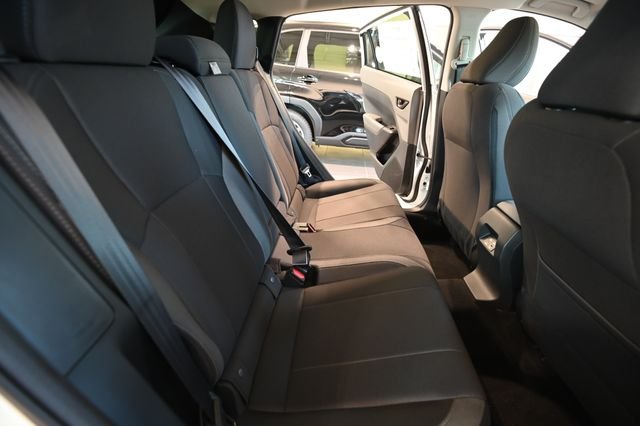 New 2026 CRYSTAL WHITE PEARL Subaru Premium image 21