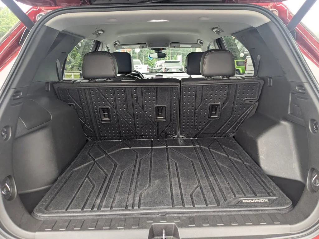 Used 2021 Cajun Red Tintcoat Chevrolet Premier image 26