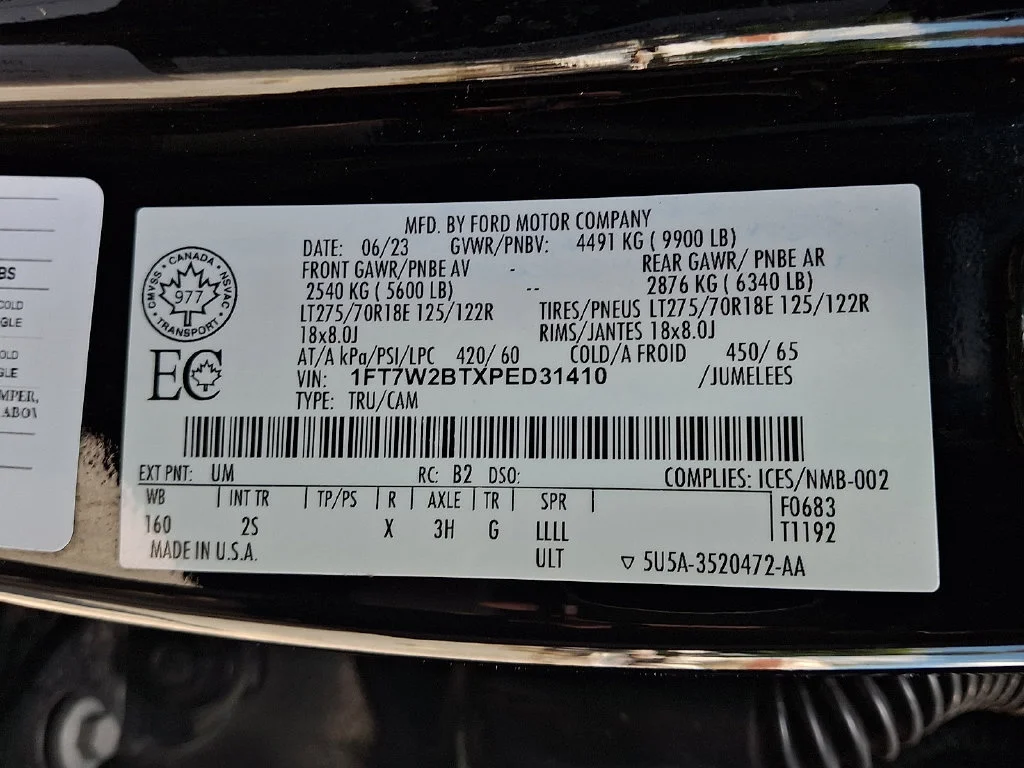 Used 2023  Ford XL image 28