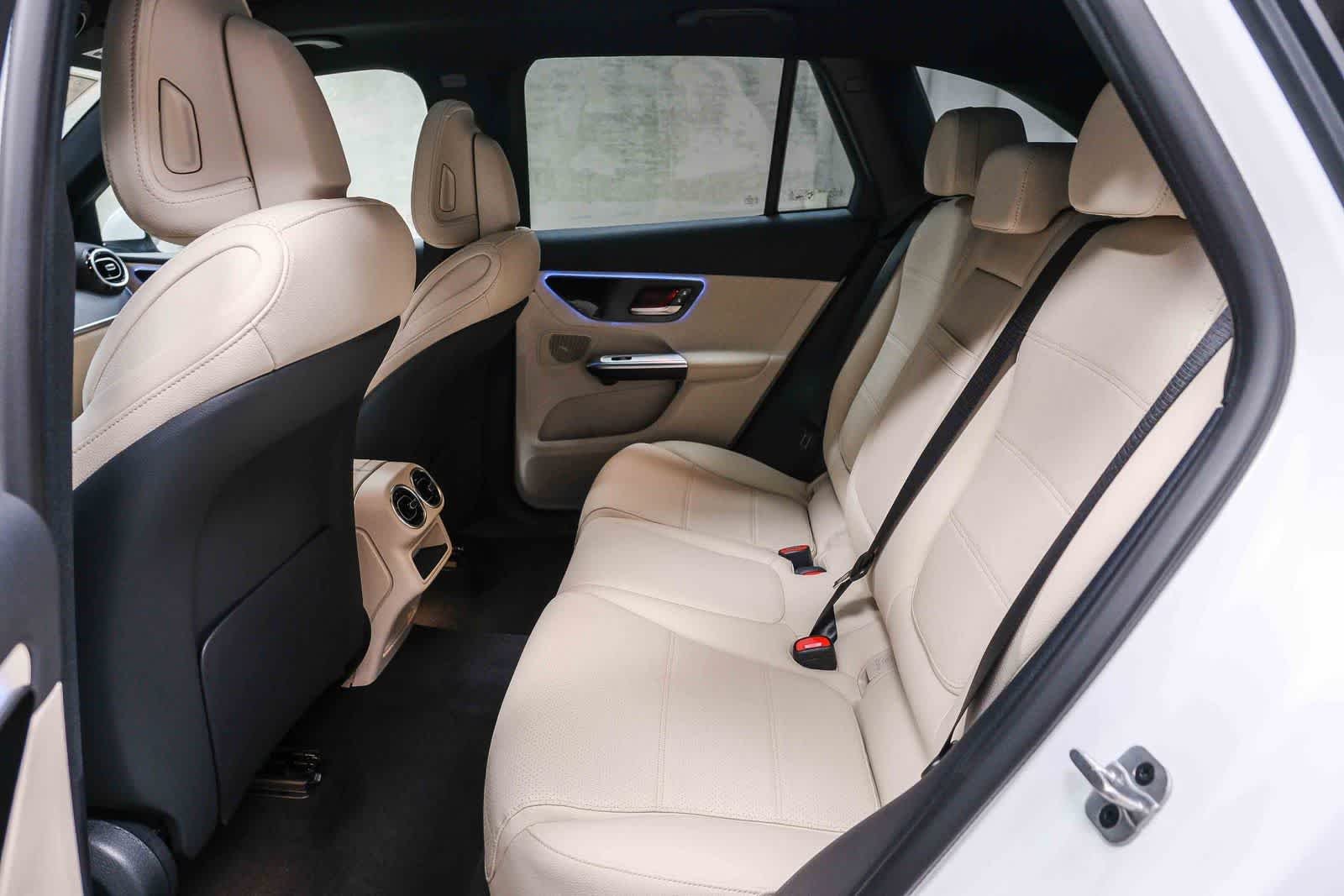 New 2026 Polar White Mercedes-Benz GLC 300 image 63