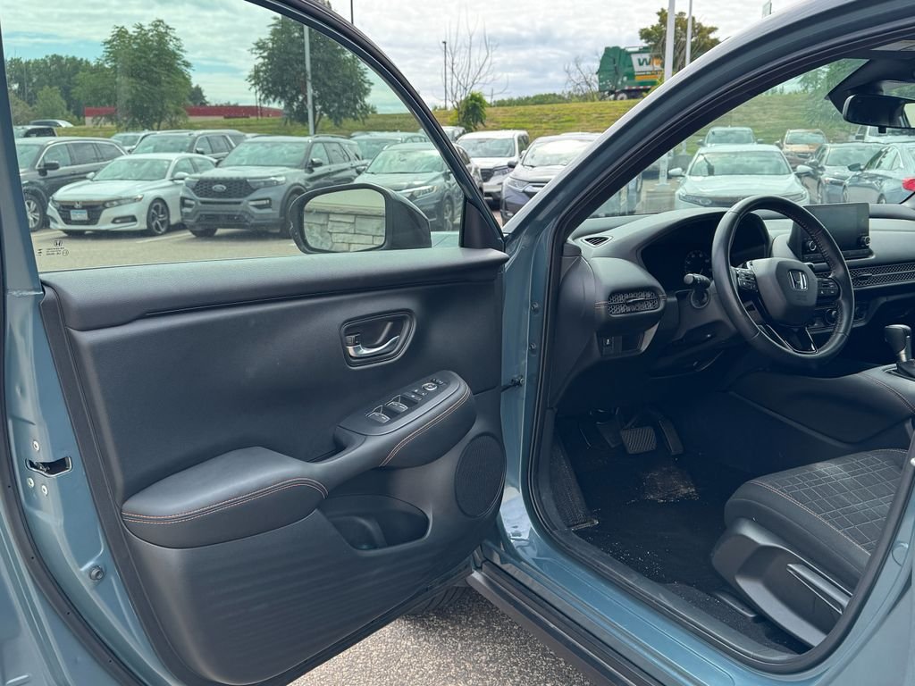 Used 2025 Crystal Black Pearl Honda Sport image 15