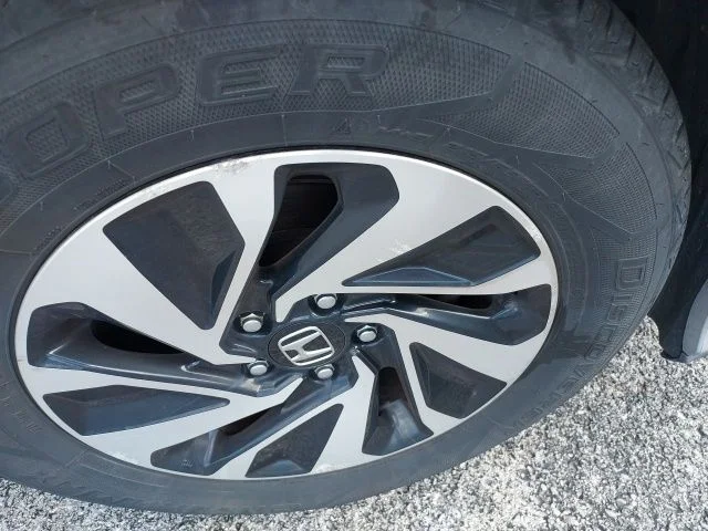 Used 2017 Silver Honda LX image 2