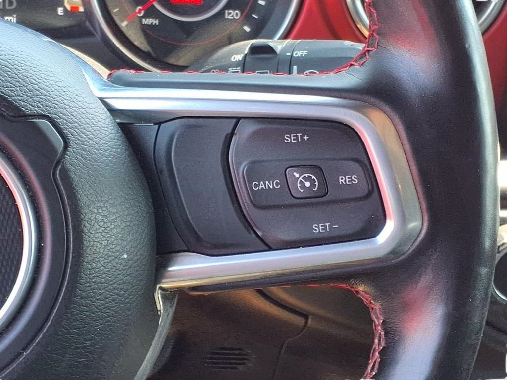 Used 2020 Crystal Metallic Jeep Unlimited Rubicon image 18