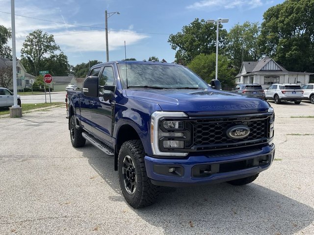 New 2026 Ford F-350SD Lariat