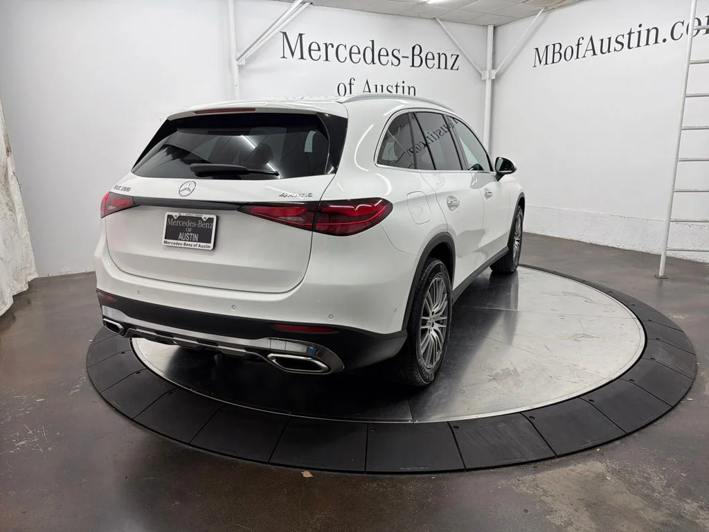Certified Used 2026 White Mercedes-Benz GLC 300 image 5