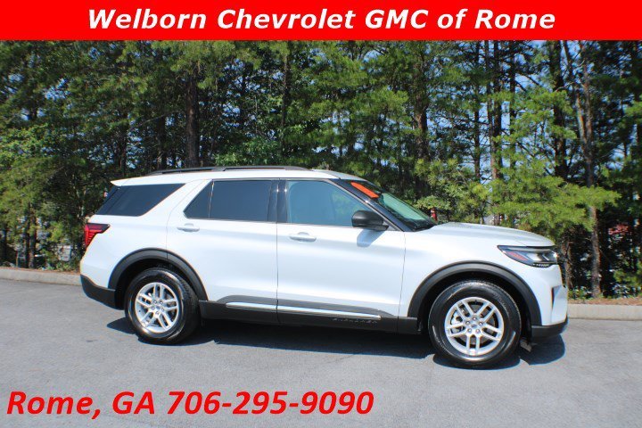 Used 2025 SPACE WHITE METALLIC Ford Active image 1