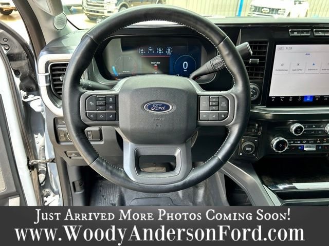 Used 2024 Gray Metallic Ford Lariat image 9