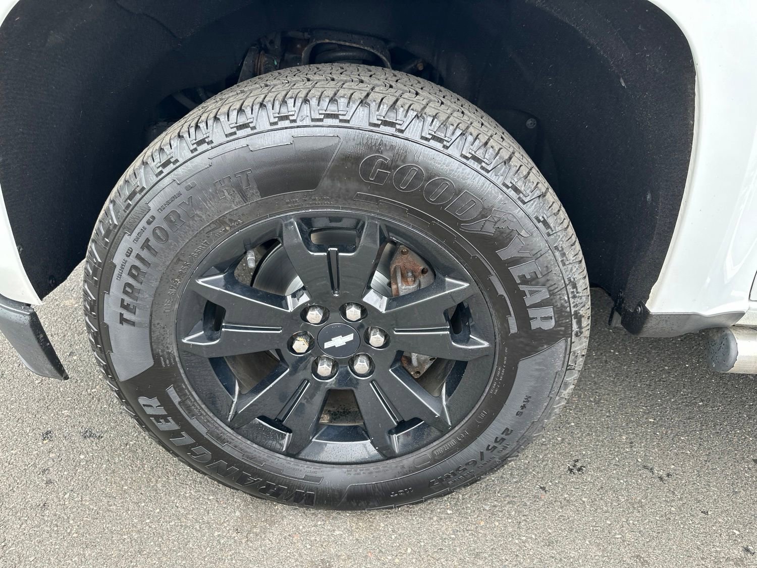 Used 2019 Summit White Chevrolet Z71 with Trailering Package - Bed Liner - Skid Plate Package - Off-Road Sport Bar - Premium Sound image 9