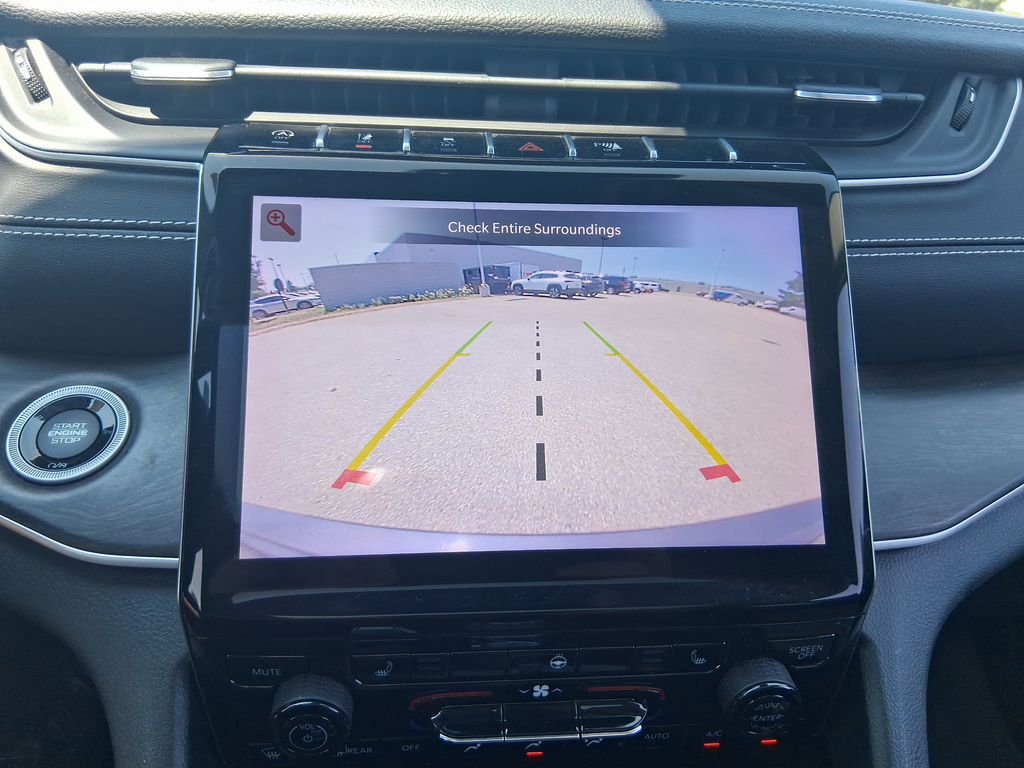 Used 2022 Gray Jeep Limited image 14