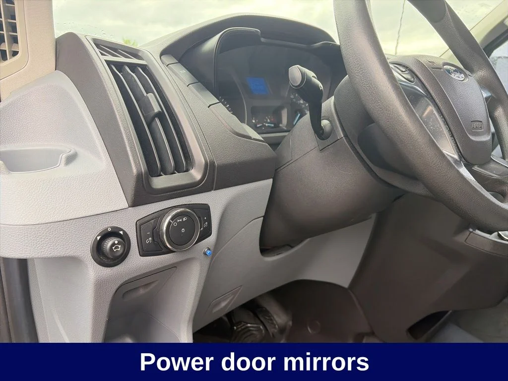Certified Used 2019 Oxford White Ford Base image 19