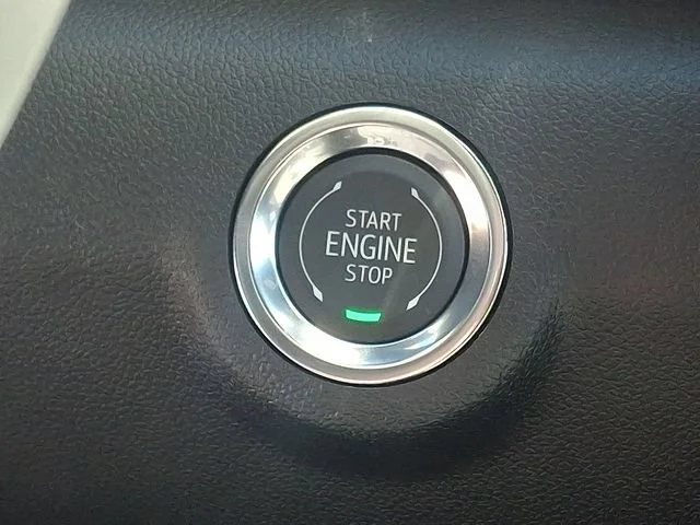 New 2027 Summit White GMC Elevation image 19