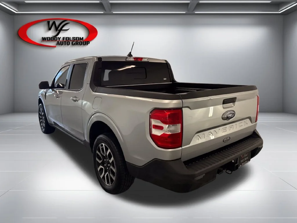 Used 2022 Silver Ford Lariat image 8