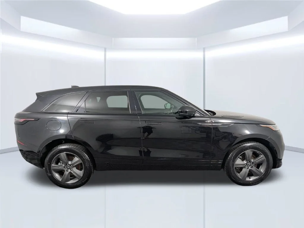 Certified Used 2025 Black Land Rover Dynamic SE image 22