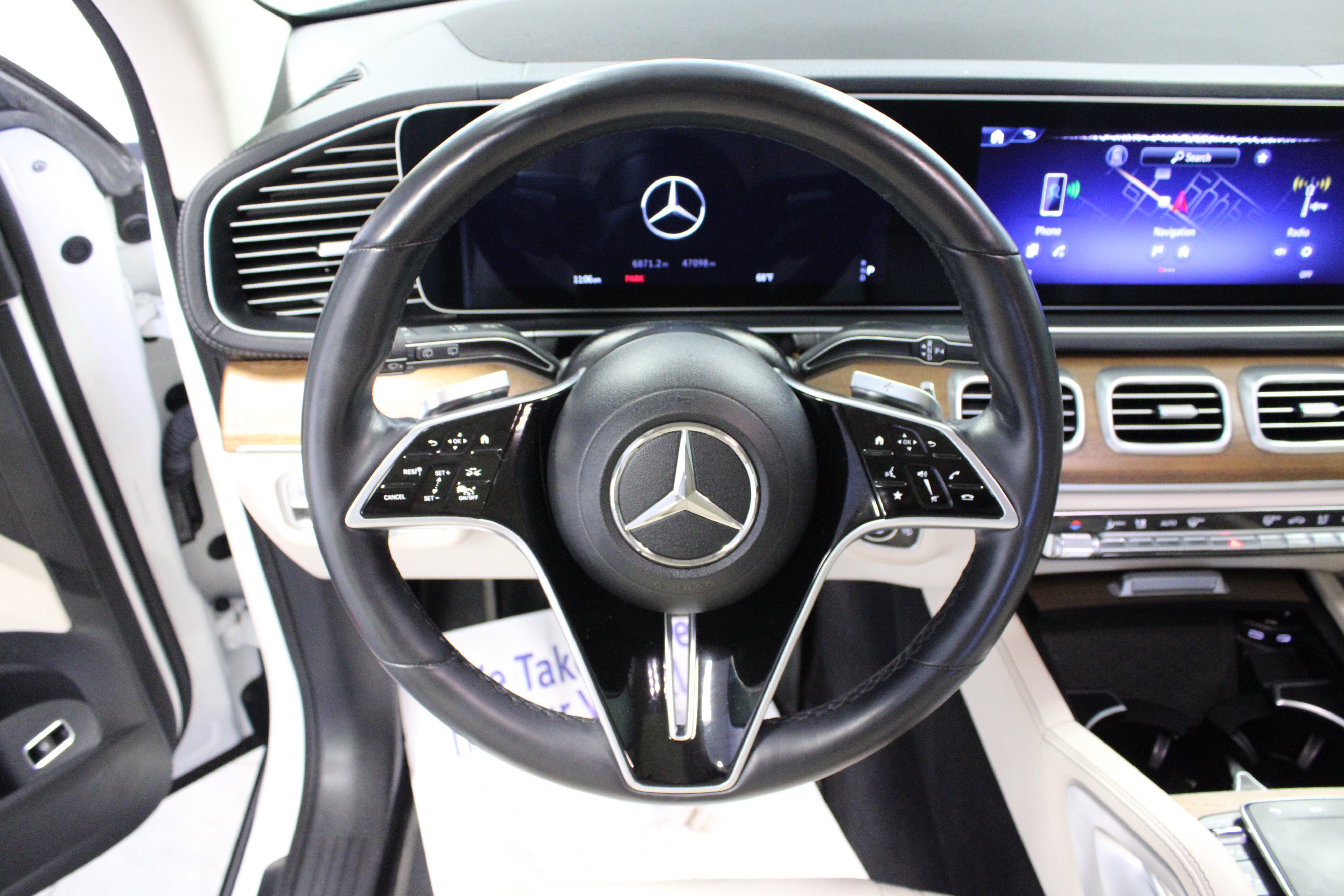 Used 2024 Polar White Mercedes-Benz GLS 450 image 18