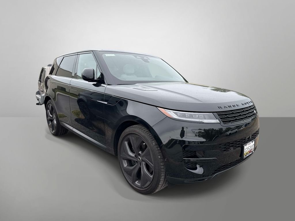Used 2025 Black Land Rover SE image 5