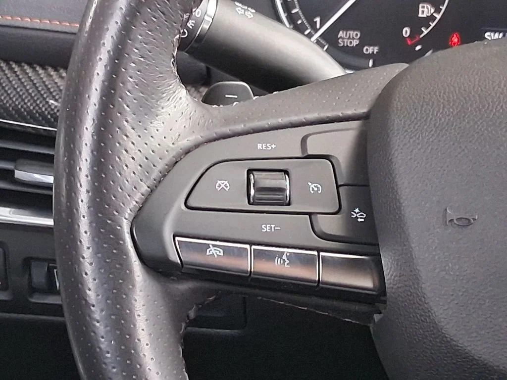 Used 2023 Crystal White Tricoat Cadillac Sport image 11
