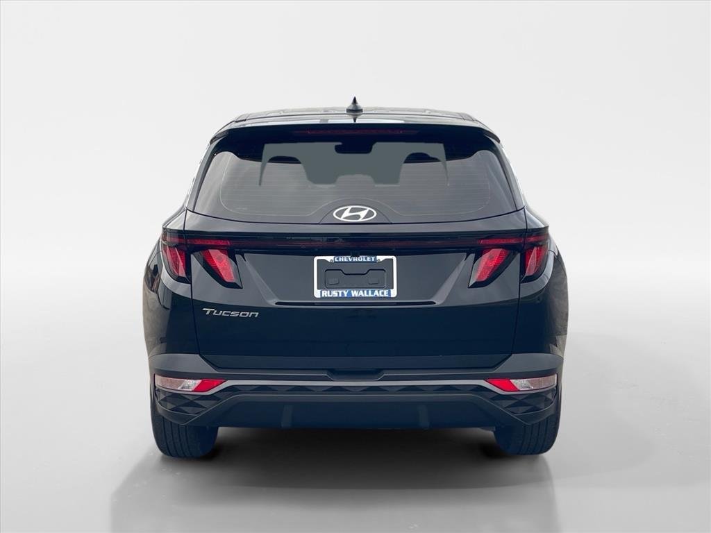 Used 2024 Black Pearl Hyundai SE image 6