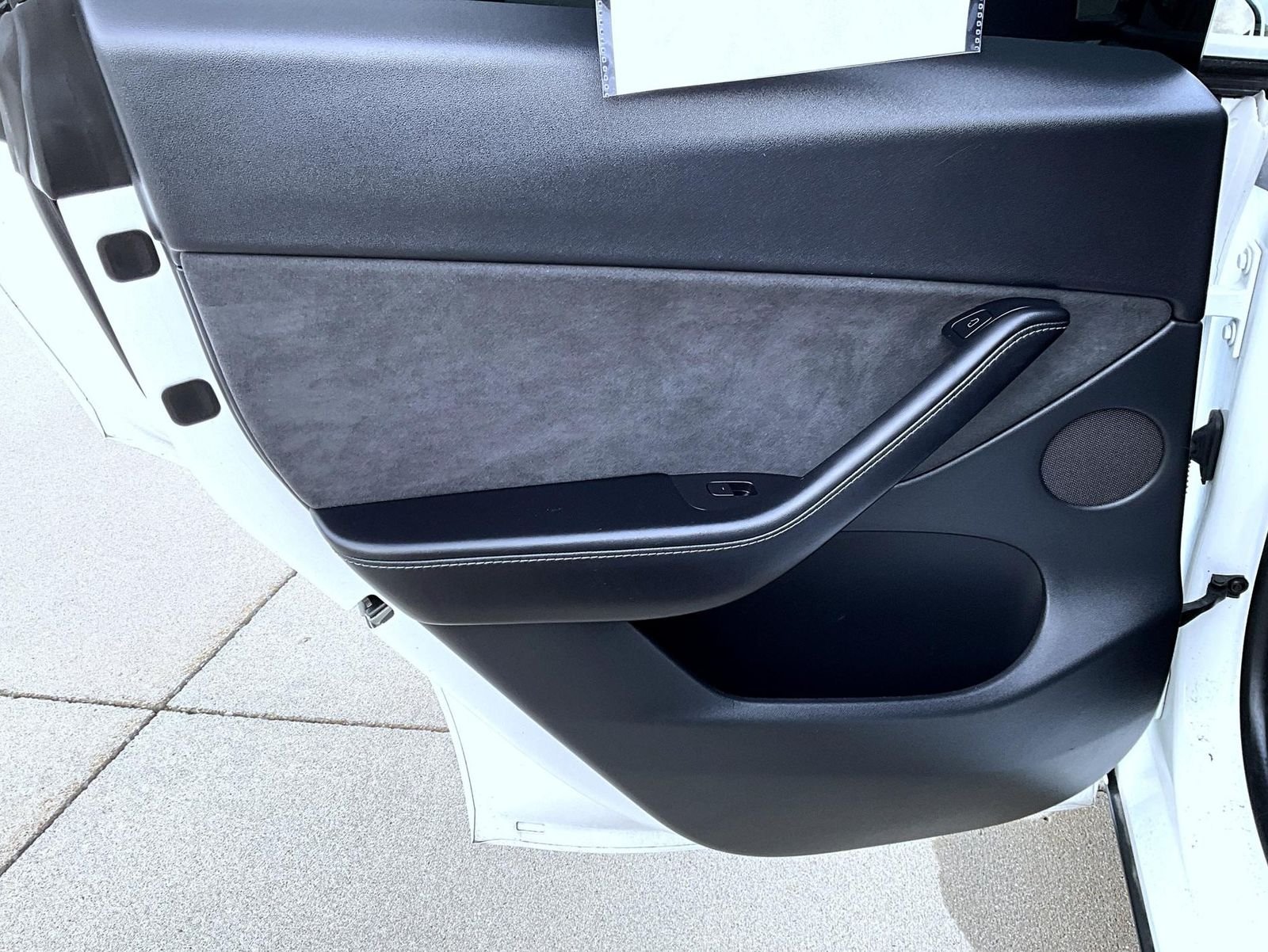 Used 2021 White Tesla Long Range image 22