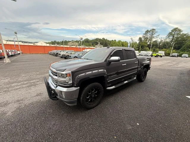 Used 2016 Gray Chevrolet LTZ image 2