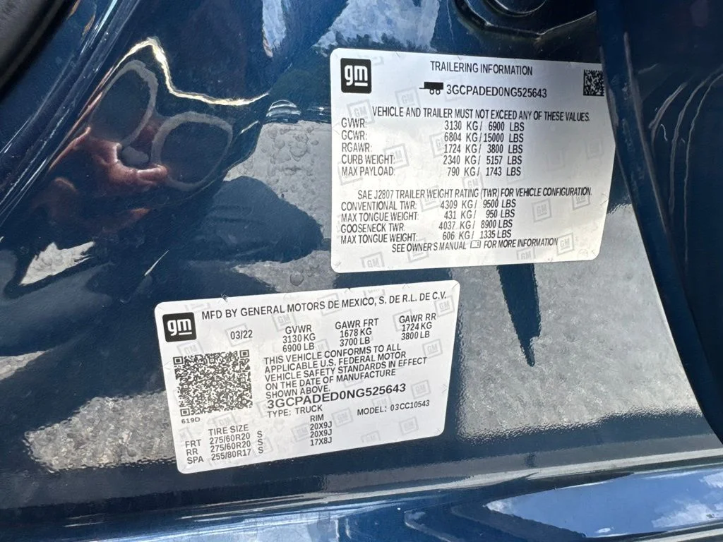 Used 2022 Northsky Blue Metallic Chevrolet RST image 14