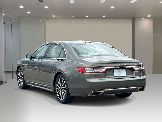 Used 2017 Green Lincoln Select image 3