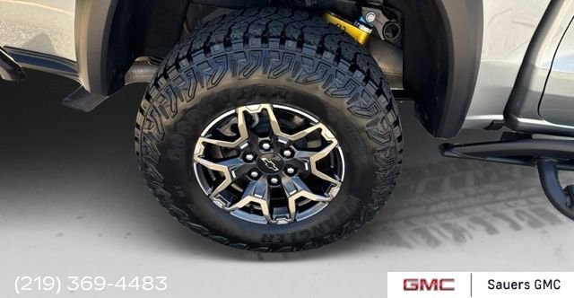 2025 Chevrolet Colorado ZR2 - Photo 26