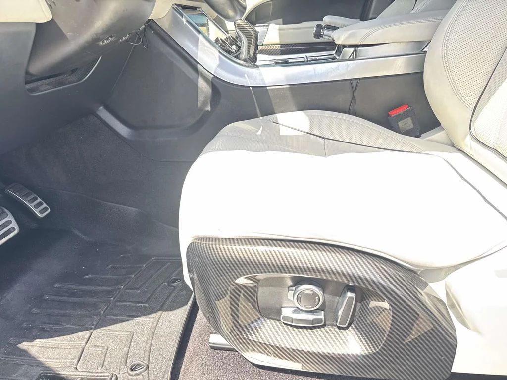 Used 2016 White Land Rover HSE Td6 image 17